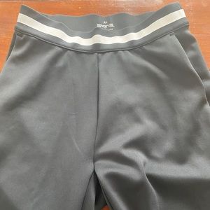 Skins Jogger UPC 9333826192842